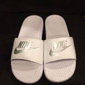 Nike Benassi JDI White Slides